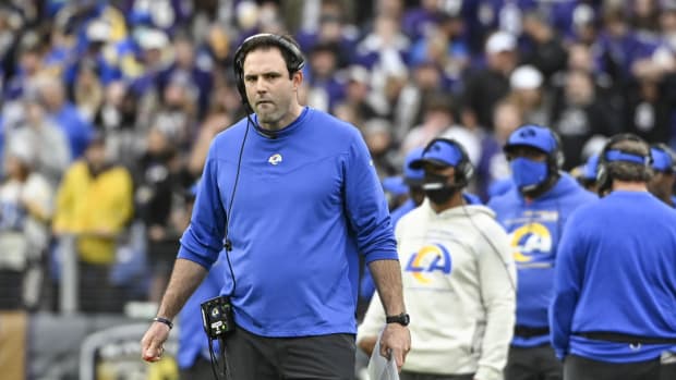Jan 2, 2022; Baltimore, Maryland, USA; Los Angeles Rams offensive assistant  Kevin Carberry during the second half against the Baltimore Ravens at M&T Bank Stadium.